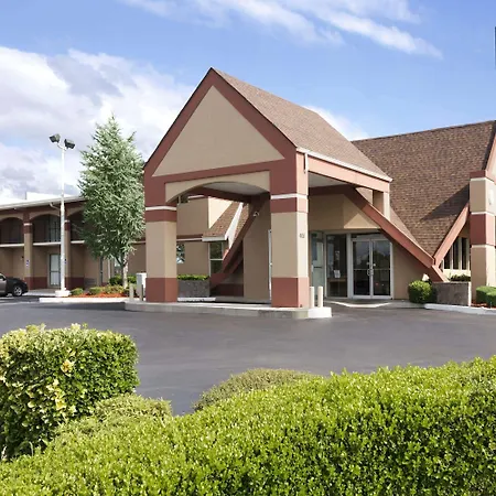 Howard Johnson By Wyndham Oklahoma City Okc Airport, Near Fairgrounds, I40- Free Full Hot Breakfast-2