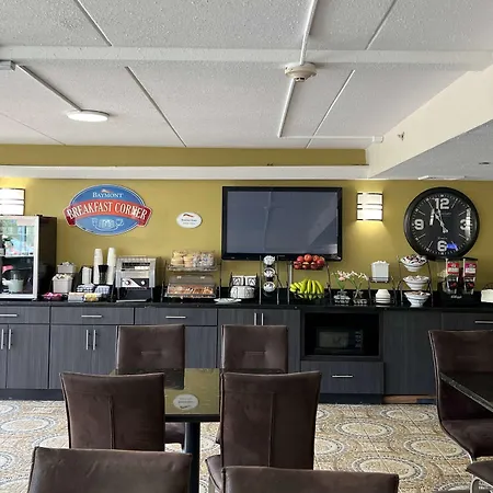 Baymont By Wyndham - Chicago - Addison - O'Hare-2