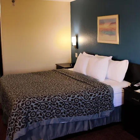 Days Inn By Wyndham Glasgow-3