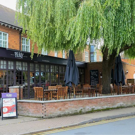 Swan'S Nest Hotel-2