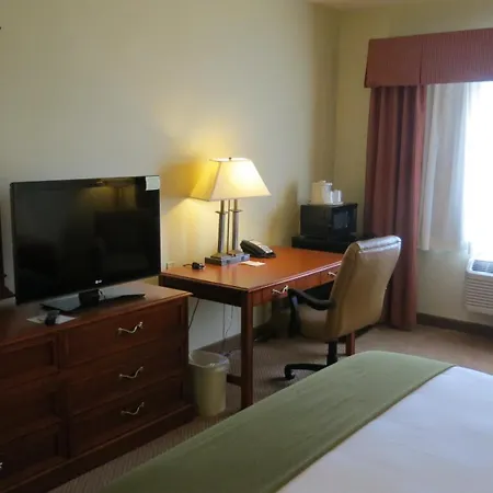 Baymont Inn & Suites By Wyndham Holbrook-3