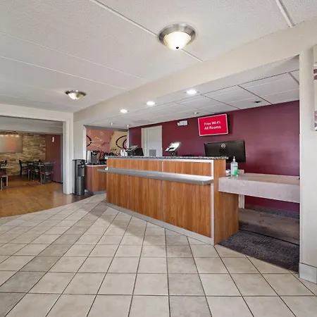Red Roof Inn Greensboro Airport-2