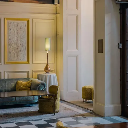 The Queens Hotel-2