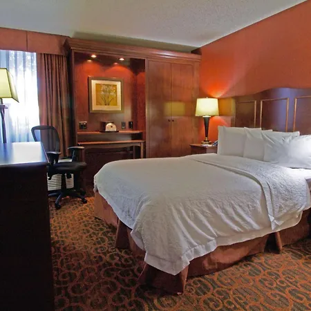 Hampton Inn Norfolk/Chesapeake - Greenbrier Area-3