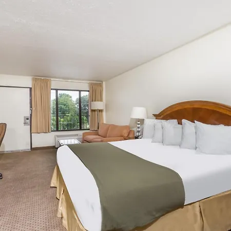 Days Inn By Wyndham Bedford-3