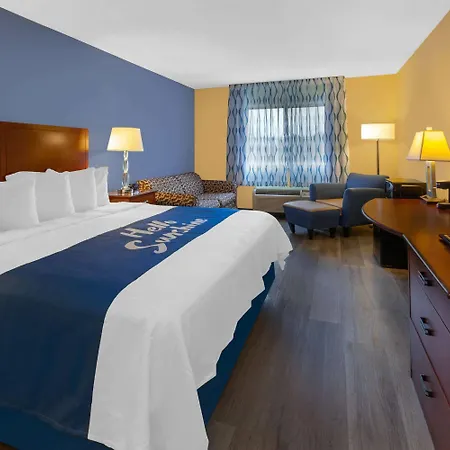 Days Inn By Wyndham Milan Sandusky South-3