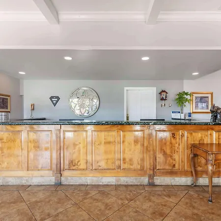 Best Western Plus Hill House-2