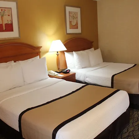Americas Best Value Inn Canton-3
