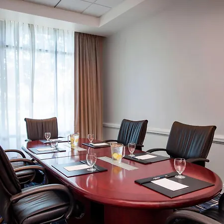 Sheraton Suites Philadelphia Airport-3
