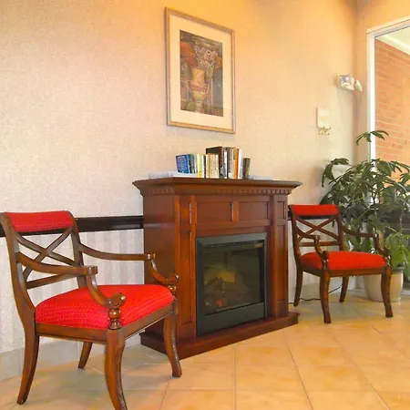 Baymont By Wyndham Warrenton-2