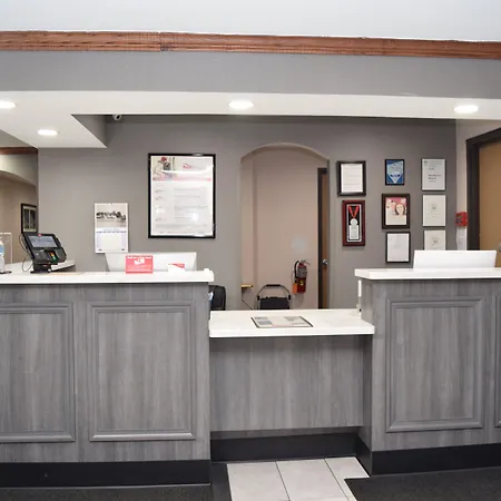 Red Roof Inn Batavia-2