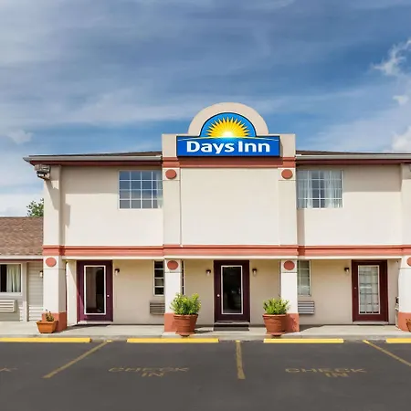 Days Inn By Wyndham Plymouth-3