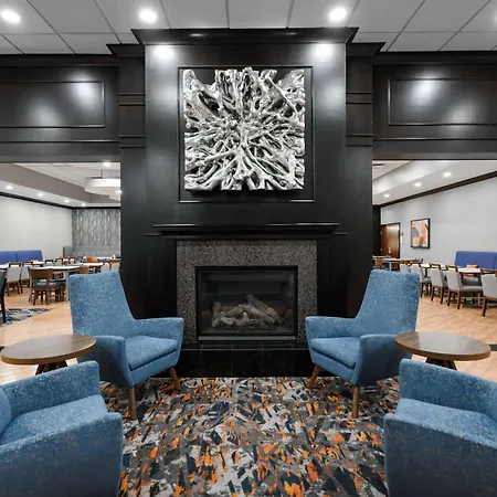 Hampton Inn Evansville Airport-2