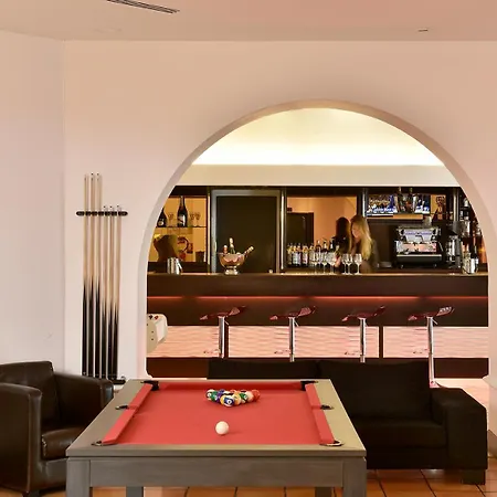 Hotel Arles Plaza-3