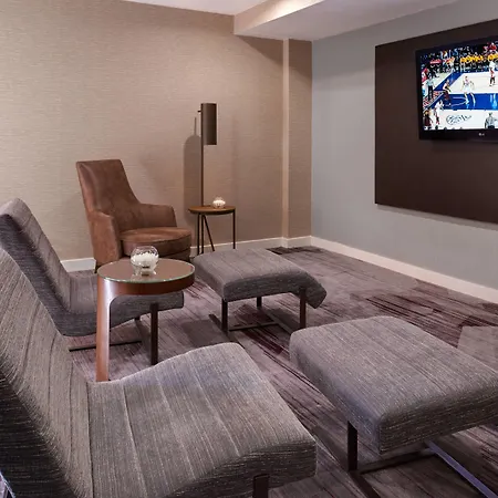 Courtyard By Marriott St. Louis Downtown West-3