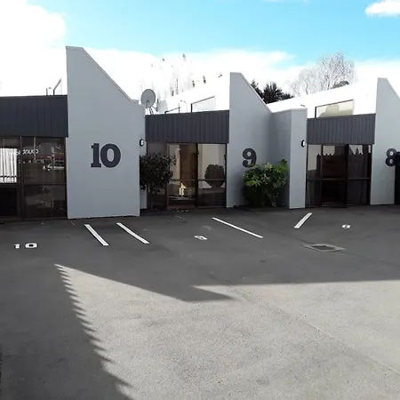 Sundowner Motel-3
