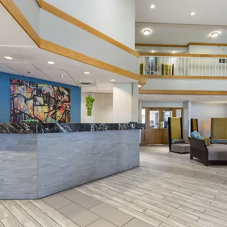 Greenstay Hotel & Suites Central-2
