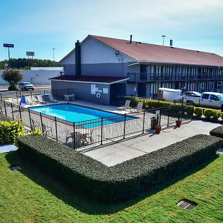 Americas Best Value Inn Douglasville-2
