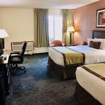 Ramada By Wyndham Spokane Valley-3