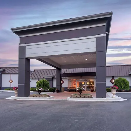 Best Western Plus Bridgeport Inn-3