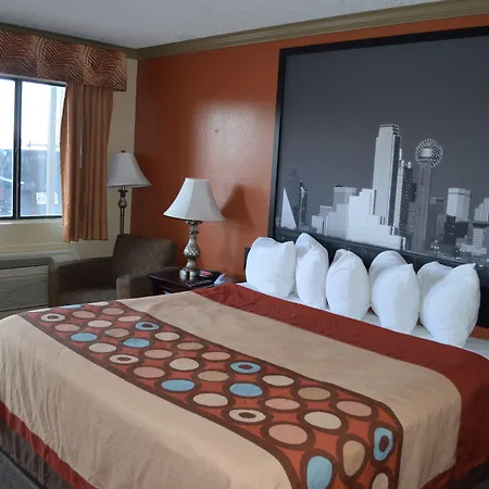 Hill Country Inn And Suite-3
