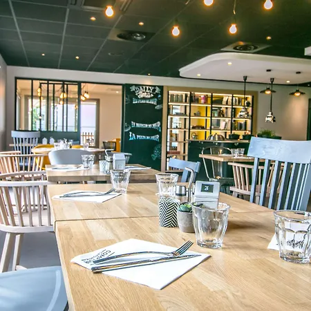 Campanile Hotel Senlis-3
