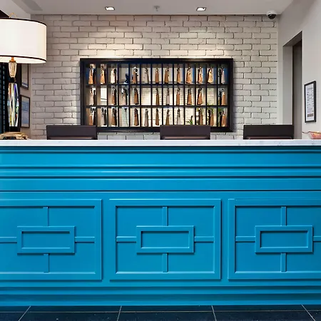 Center Chic Hotel - An Atlas Boutique Hotel-3