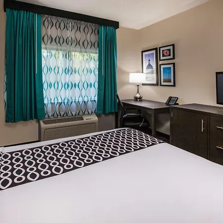 La Quinta Inn By Wyndham Indianapolis North-2