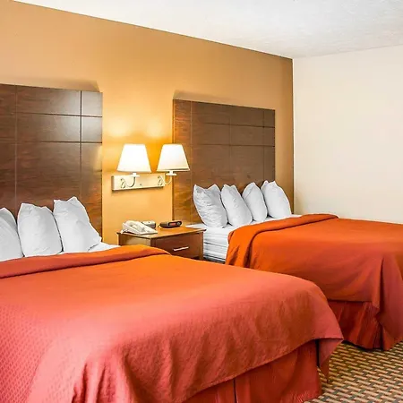 Quality Inn Elyria-3