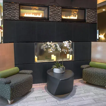 Hampton Inn & Suites Crabtree-3