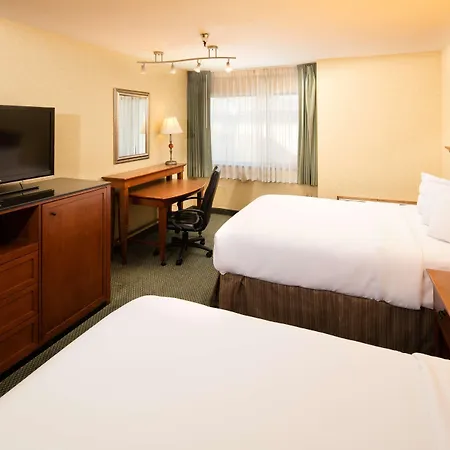 Red Lion Hotel Wenatchee City Center-3