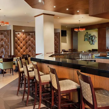 Doubletree By Hilton Hotel & Executive Meeting Center Omaha-Downtown-3