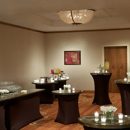 Sheraton Minneapolis West Hotel-2