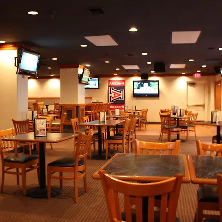 Ramada By Wyndham Viscount Suites Tucson East-2
