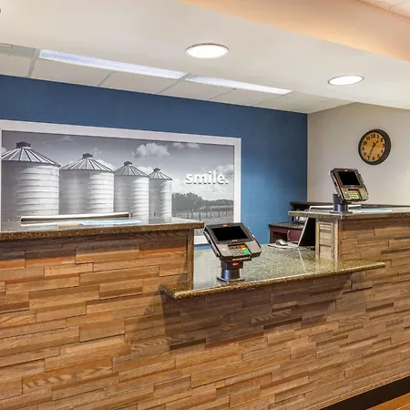 Hampton Inn Cedar Rapids-3
