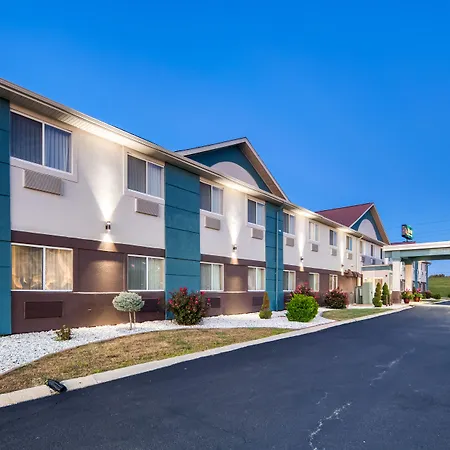 Quality Inn & Suites Springfield Southwest Near I-72-3