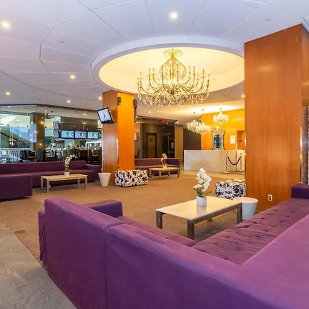 Sandman Signature Edmonton Downtown Hotel-2