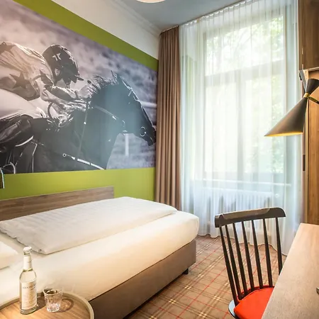 The Ascot Hotel-3