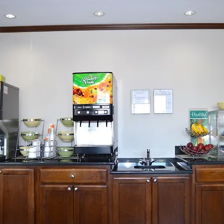 Quality Inn Coralville - Iowa River Landing-2