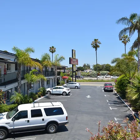 Harbor Inn & Suites Oceanside-2