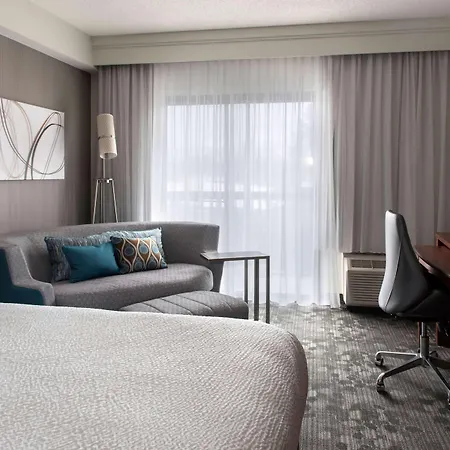 Sonesta Select Boston Milford-3