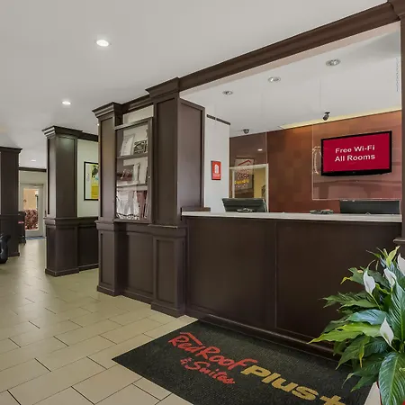 Red Roof Inn Plus+ & Suites Knoxville West - Cedar Bluff-3