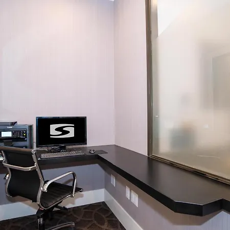Sandman Signature Calgary Downtown Hotel-2