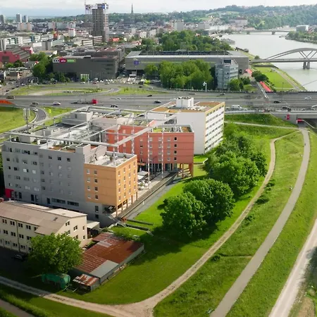 Trans World Hotel Donauwelle-2