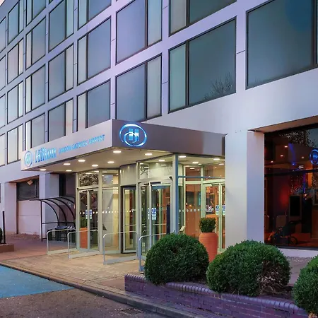 Hilton London Gatwick Airport-3