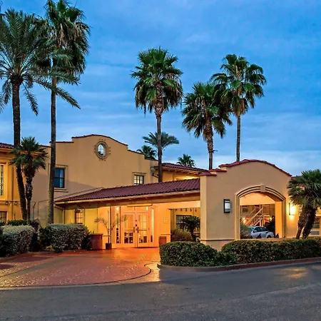 La Quinta Inn By Wyndham Laredo I-35-3