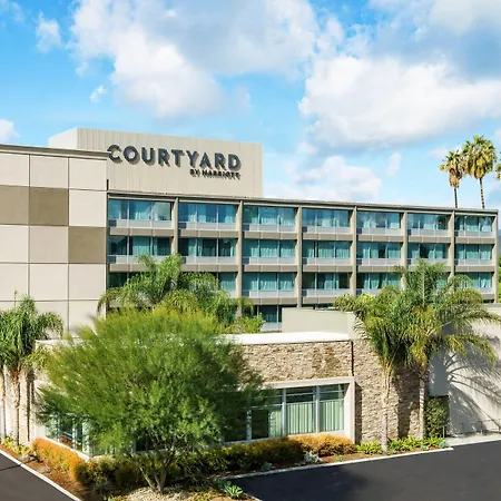 Courtyard By Marriott Los Angeles Woodland Hills-3