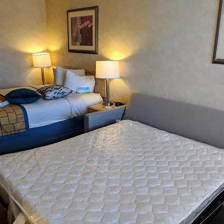 Days Inn By Wyndham Bullhead City-2