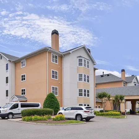Hampton Inn & Suites Newport News-Airport - Oyster Point Area-2