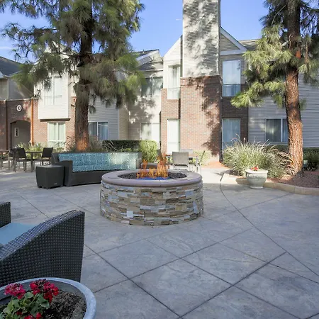 Residence Inn Bakersfield-2